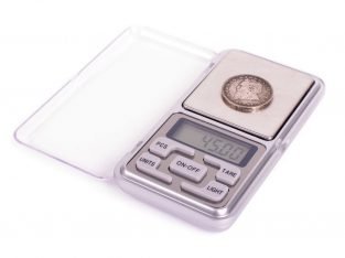 Precizinės mikro svarstyklės numizmatikai, juvelyrikai ir smulkiems objektams sverti (iki 200g)